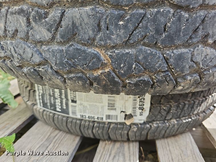 image for item NU9002 (12) tires