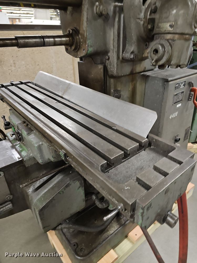 image for item NX9685 Brown & Sharpe No. 2 Plain  milling machine