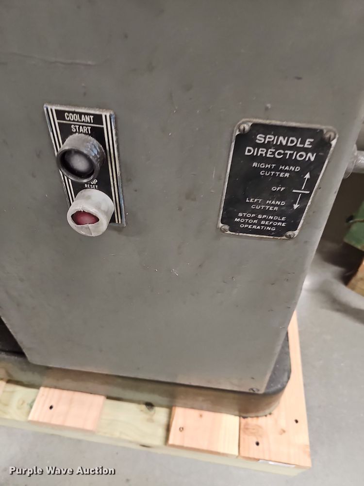 image for item NX9685 Brown & Sharpe No. 2 Plain  milling machine