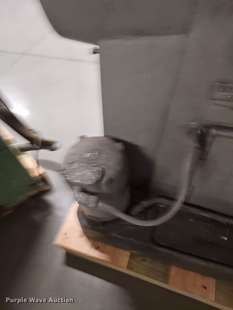 image for item NX9685 Brown & Sharpe No. 2 Plain  milling machine