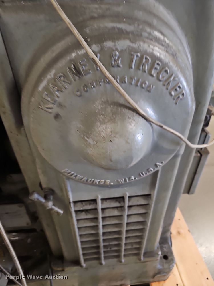 image for item NX9689 Milwaukee 2HL  milling machine