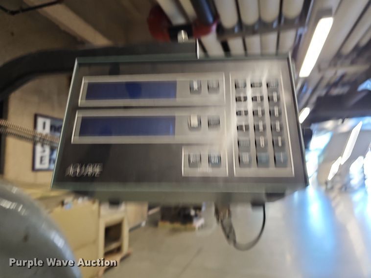 image for item NX9689 Milwaukee 2HL  milling machine