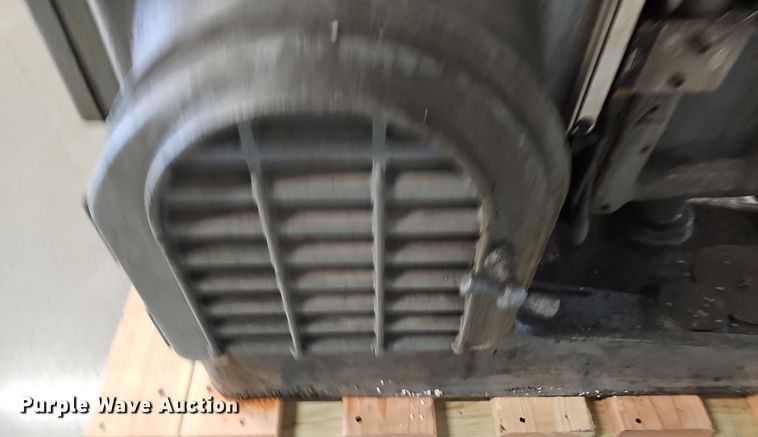 image for item NX9689 Milwaukee 2HL  milling machine