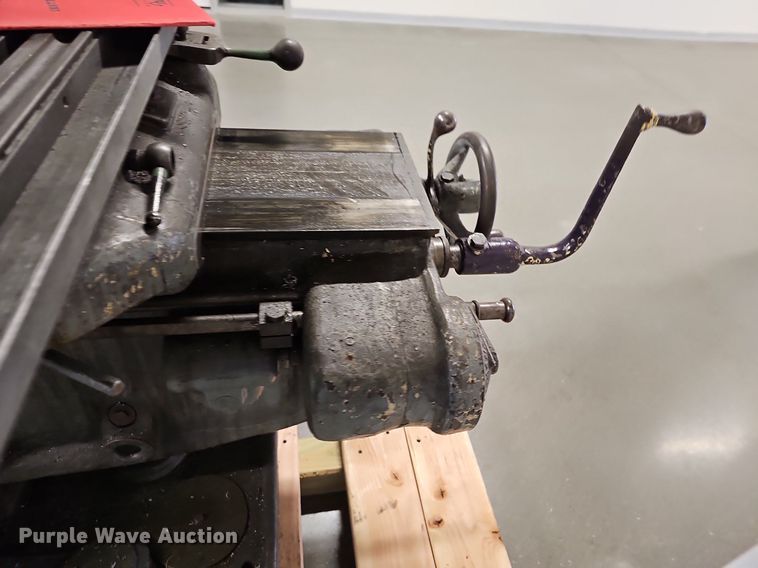 image for item NX9689 Milwaukee 2HL  milling machine