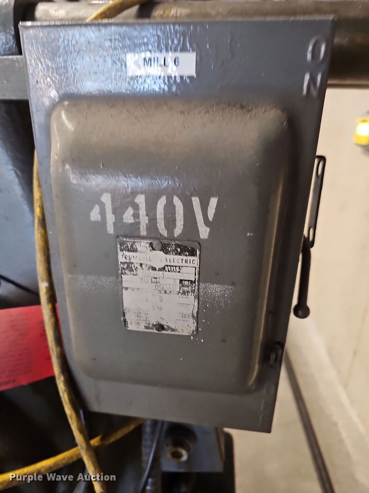 image for item NX9693 Milwaukee 2HL  milling machine