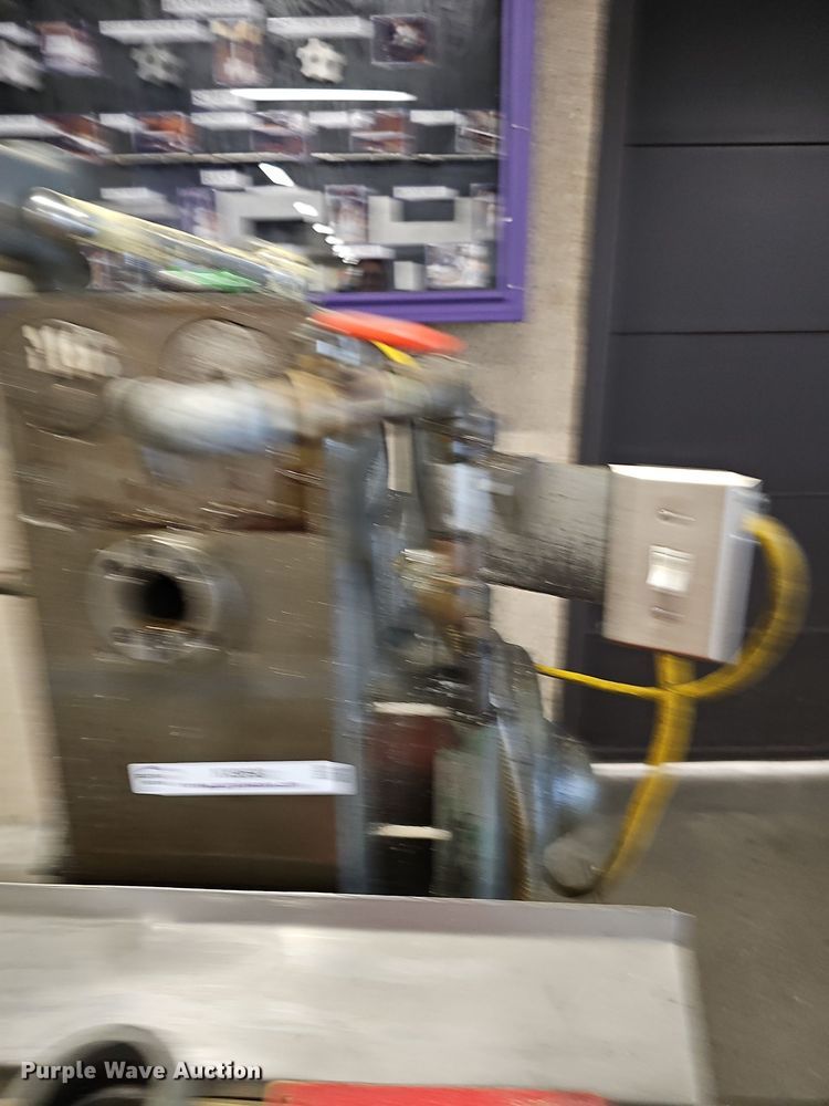 image for item NX9693 Milwaukee 2HL  milling machine