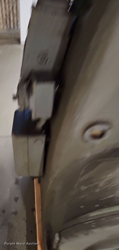 image for item NX9693 Milwaukee 2HL  milling machine