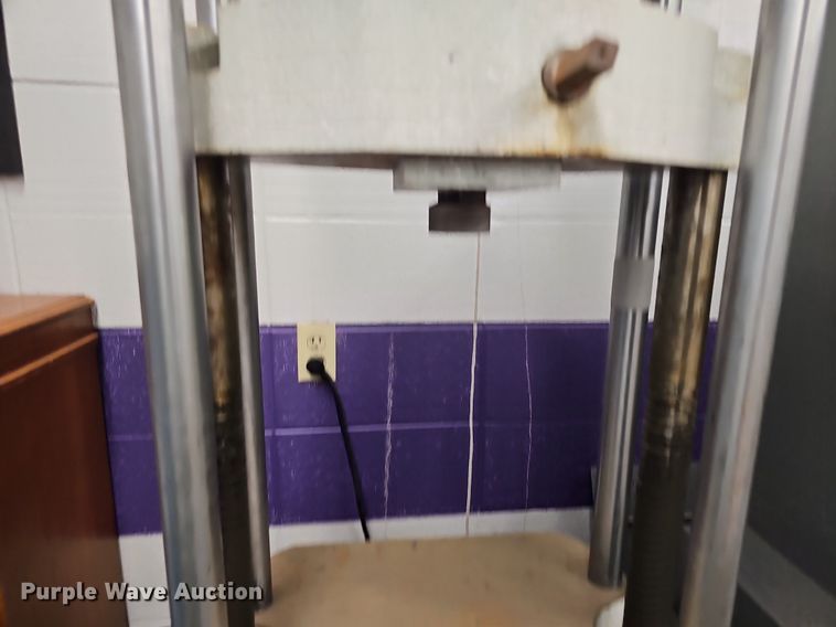 image for item NX9694 Tinius Olsen  testing machine