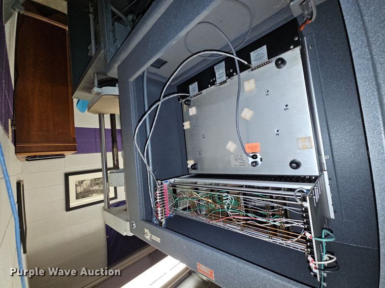 image for item NX9694 Tinius Olsen  testing machine