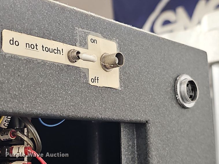 image for item NX9694 Tinius Olsen  testing machine