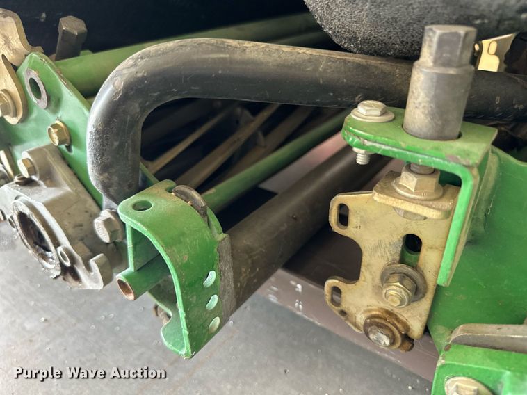 image for item NY9199 2006 John  Deere 2500A  reel mower