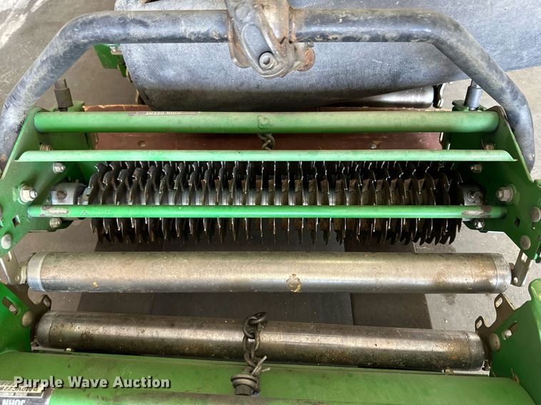 image for item NY9199 2006 John  Deere 2500A  reel mower