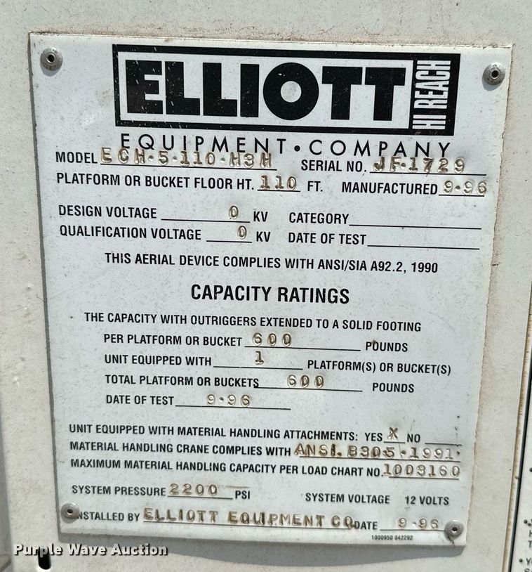 image for item OG9131 1997 International 4900  crane truck