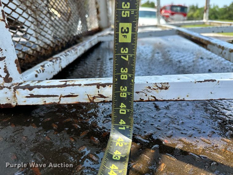 image for item OG9131 1997 International 4900  crane truck