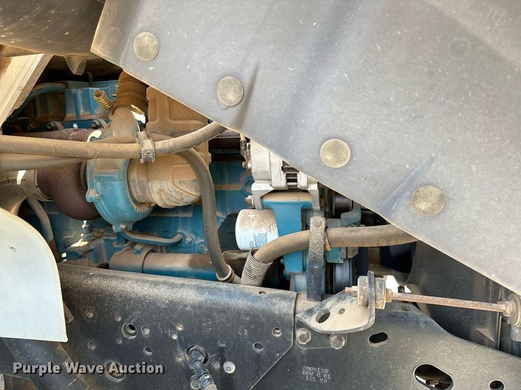 image for item OG9131 1997 International 4900  crane truck