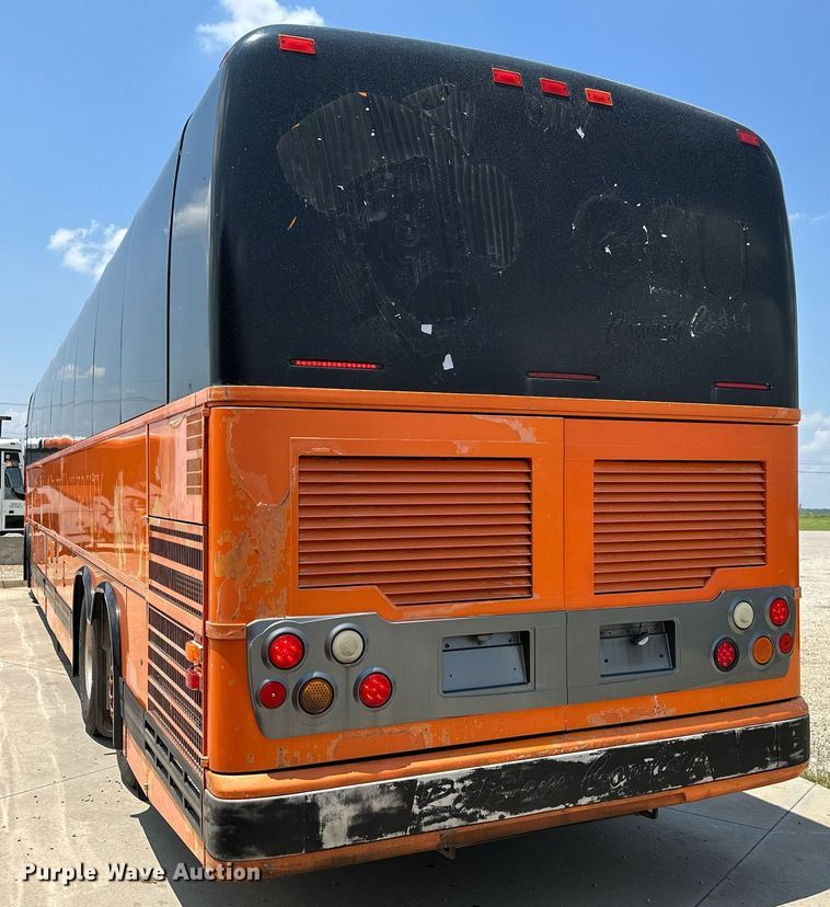 image for item OG9132 2005 Prevost LeMirage XL II  coach bus