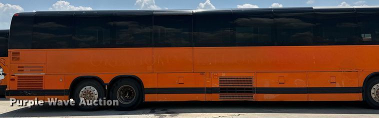 image for item OG9132 2005 Prevost LeMirage XL II  coach bus