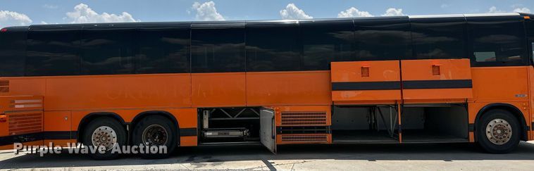 image for item OG9132 2005 Prevost LeMirage XL II  coach bus