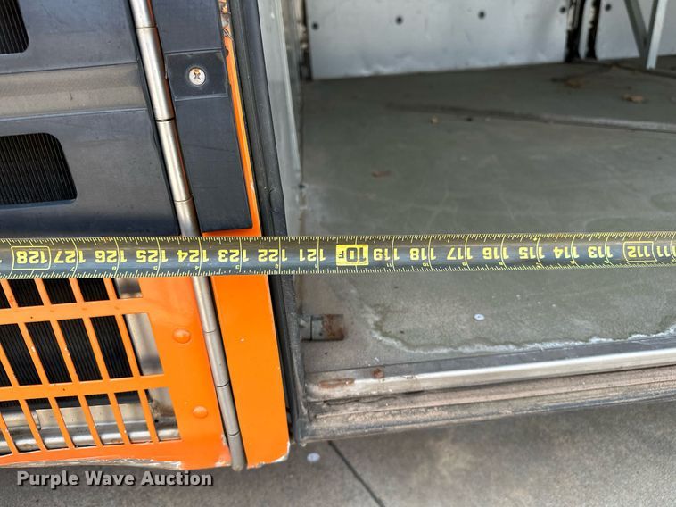 image for item OG9132 2005 Prevost LeMirage XL II  coach bus