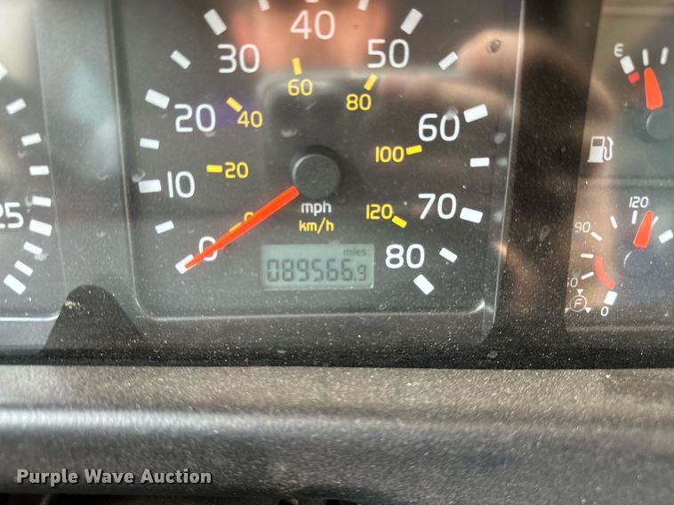 image for item OG9132 2005 Prevost LeMirage XL II  coach bus