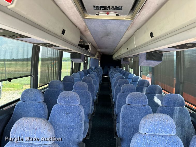 image for item OG9132 2005 Prevost LeMirage XL II  coach bus