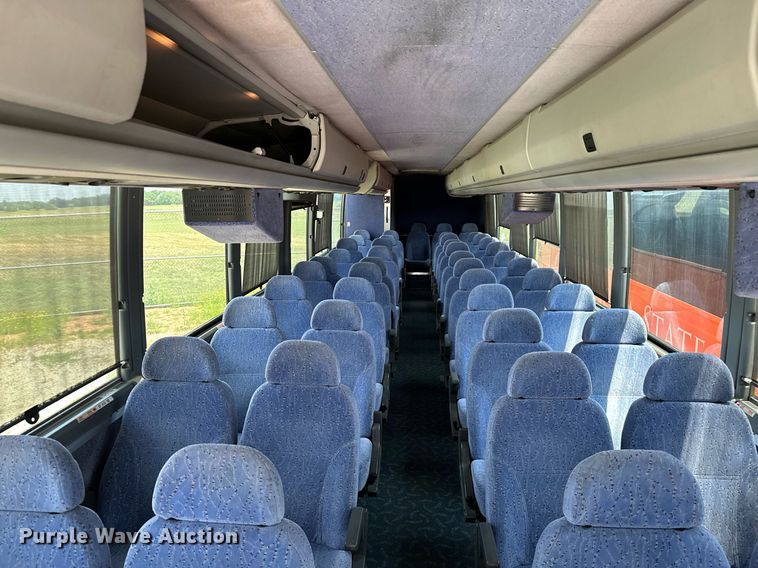 image for item OG9132 2005 Prevost LeMirage XL II  coach bus