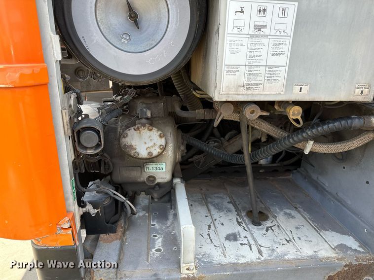 image for item OG9132 2005 Prevost LeMirage XL II  coach bus