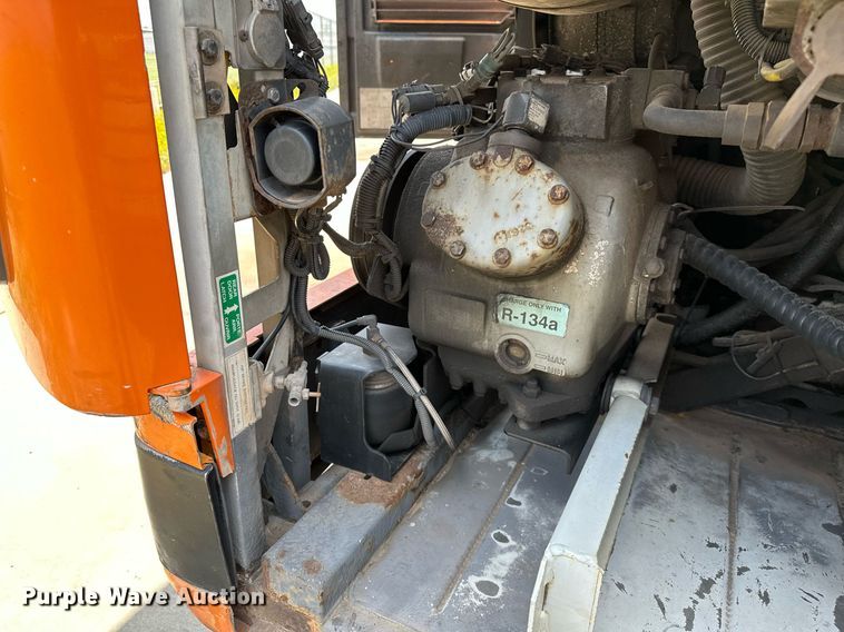 image for item OG9132 2005 Prevost LeMirage XL II  coach bus