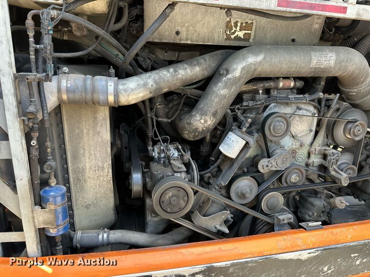 image for item OG9132 2005 Prevost LeMirage XL II  coach bus