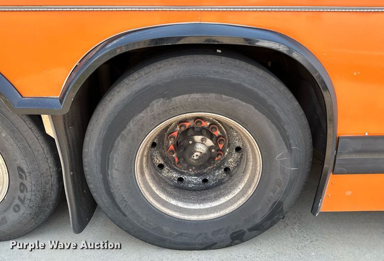 image for item OG9132 2005 Prevost LeMirage XL II  coach bus