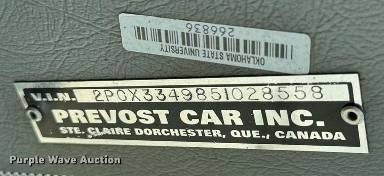 image for item OG9132 2005 Prevost LeMirage XL II  coach bus