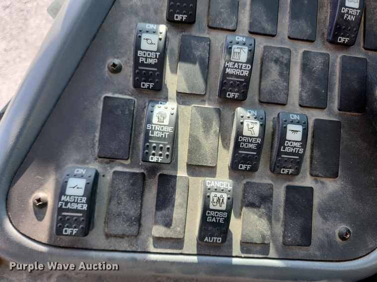 image for item OK9591 2005 International CE200  school bus