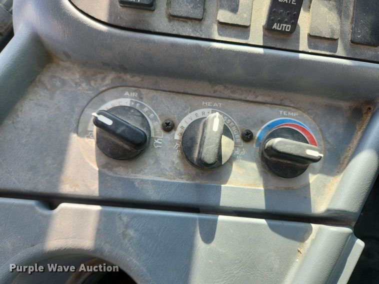 image for item OK9591 2005 International CE200  school bus