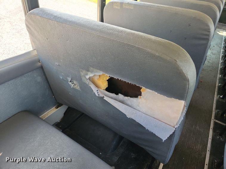 image for item OK9591 2005 International CE200  school bus