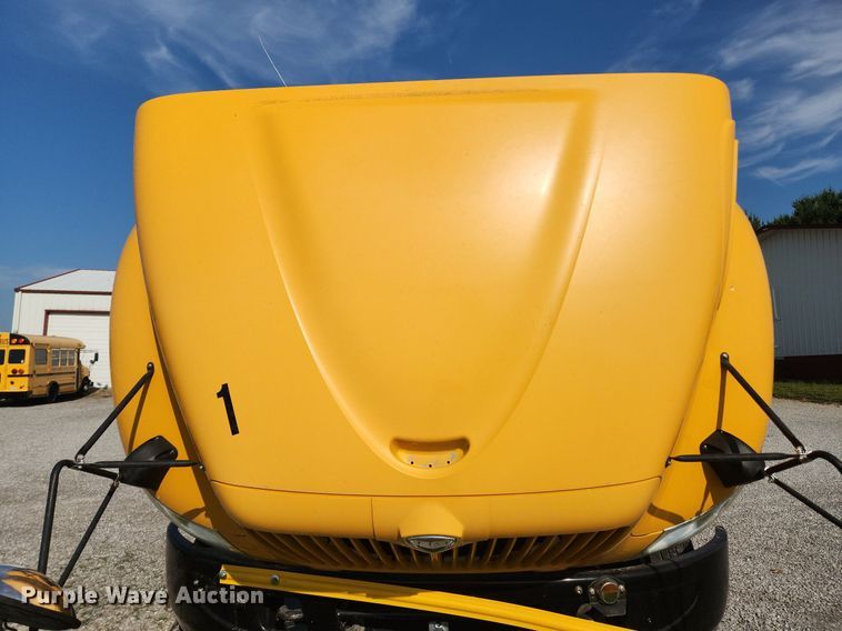 image for item OK9591 2005 International CE200  school bus