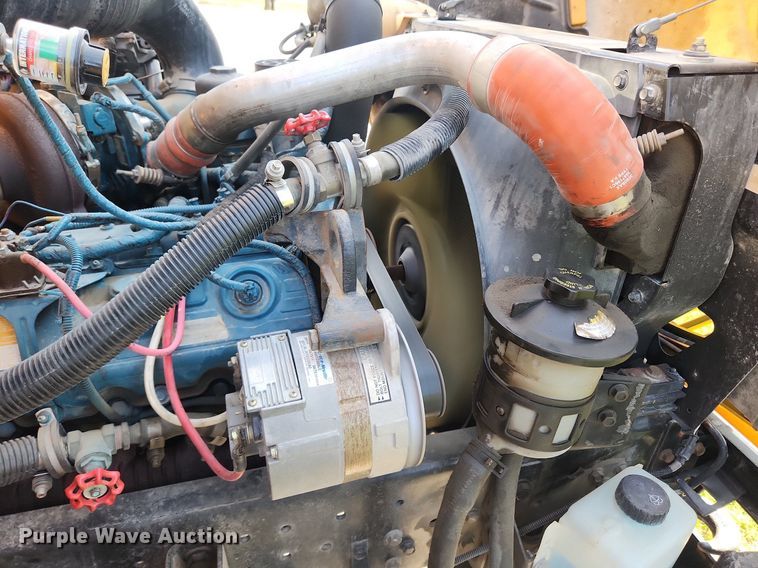 image for item OK9591 2005 International CE200  school bus