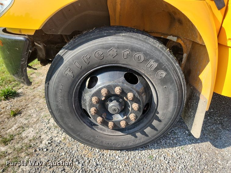 image for item OK9591 2005 International CE200  school bus