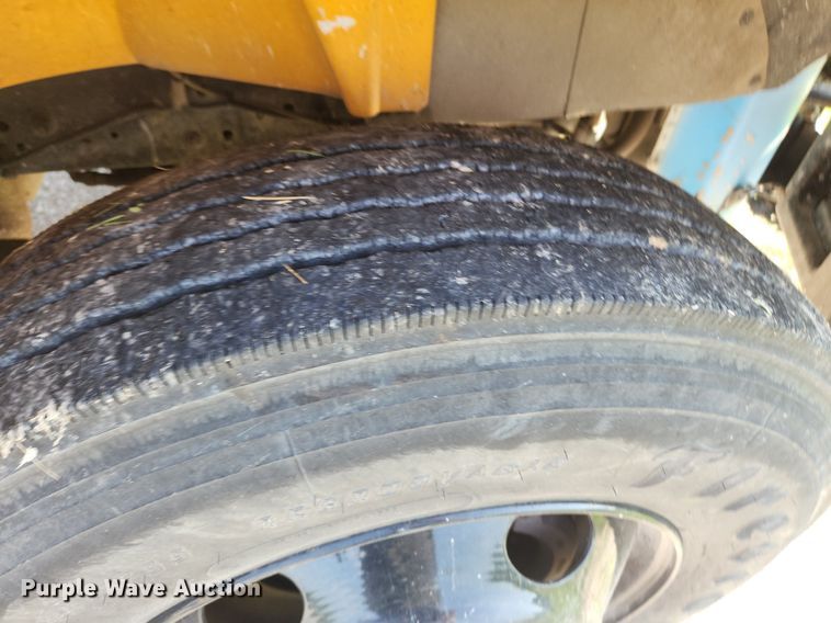 image for item OK9591 2005 International CE200  school bus