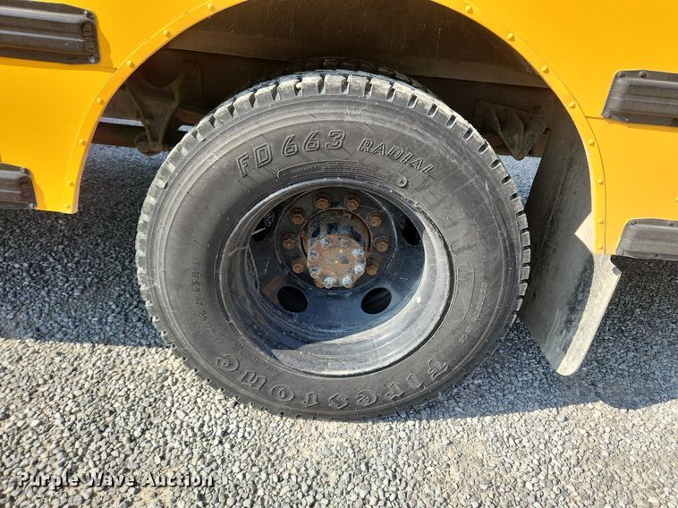 image for item OK9591 2005 International CE200  school bus