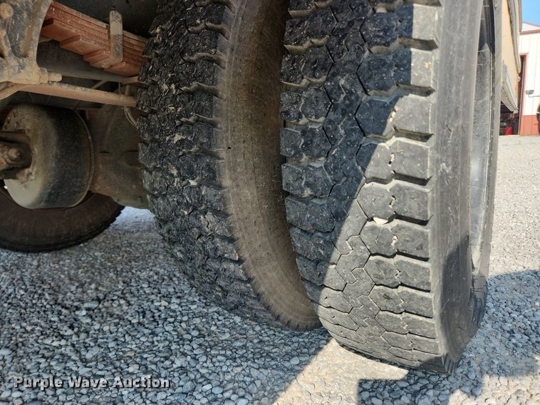 image for item OK9591 2005 International CE200  school bus