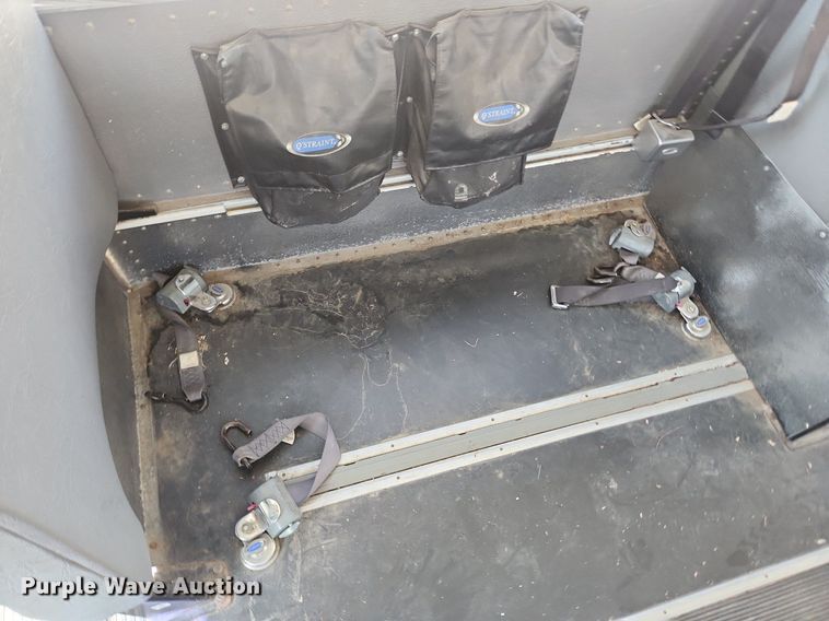 image for item OK9593 2003 Chevrolet Express G3500  school bus