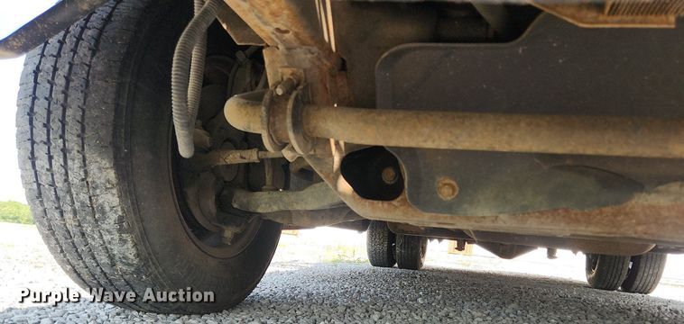 image for item OK9593 2003 Chevrolet Express G3500  school bus