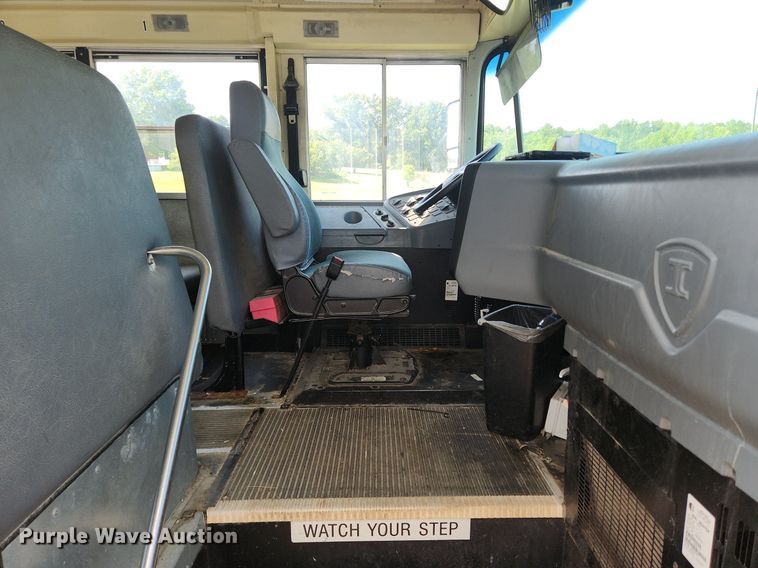 image for item OK9594 2006 International CE200  school bus