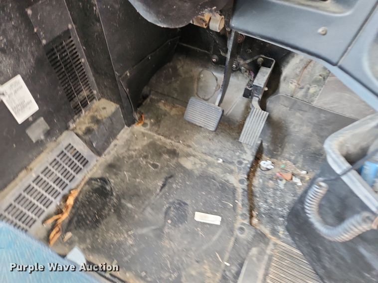 image for item OK9594 2006 International CE200  school bus