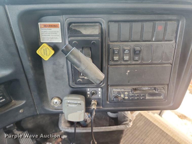 image for item OK9594 2006 International CE200  school bus