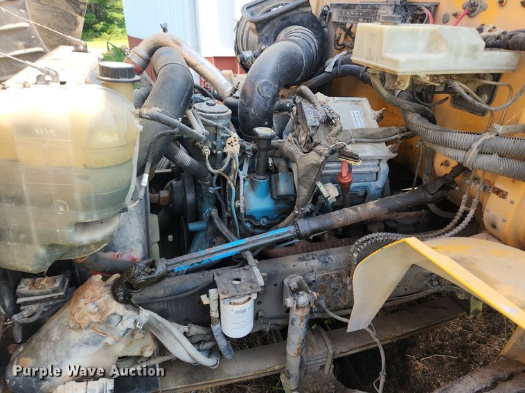 image for item OK9594 2006 International CE200  school bus