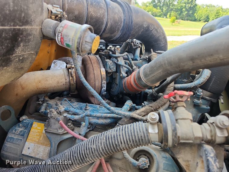 image for item OK9594 2006 International CE200  school bus