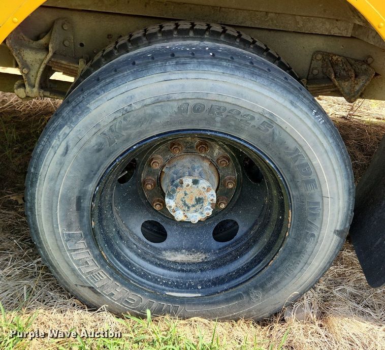 image for item OK9594 2006 International CE200  school bus