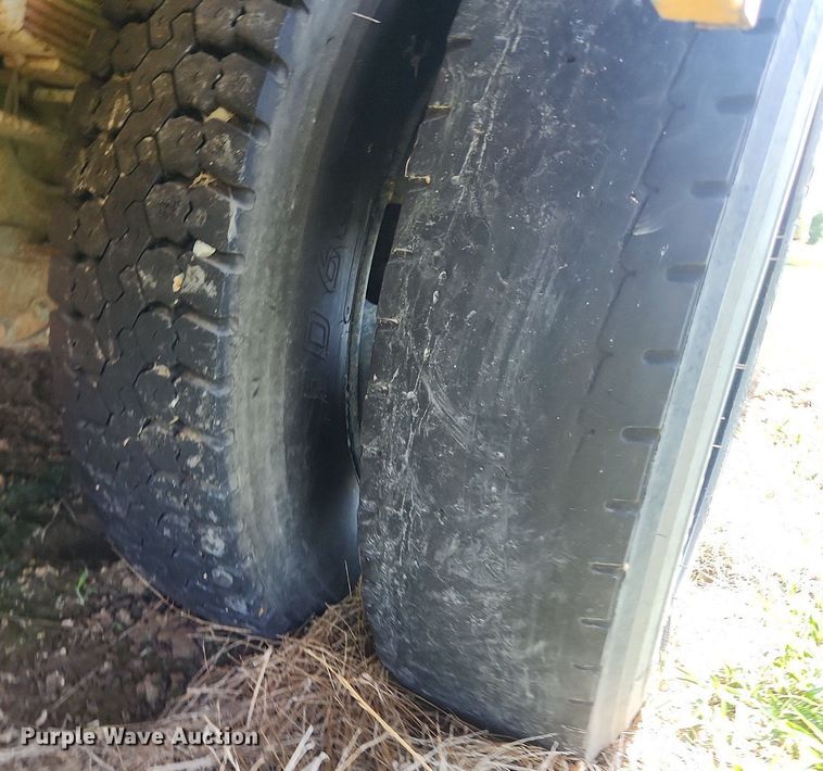 image for item OK9594 2006 International CE200  school bus