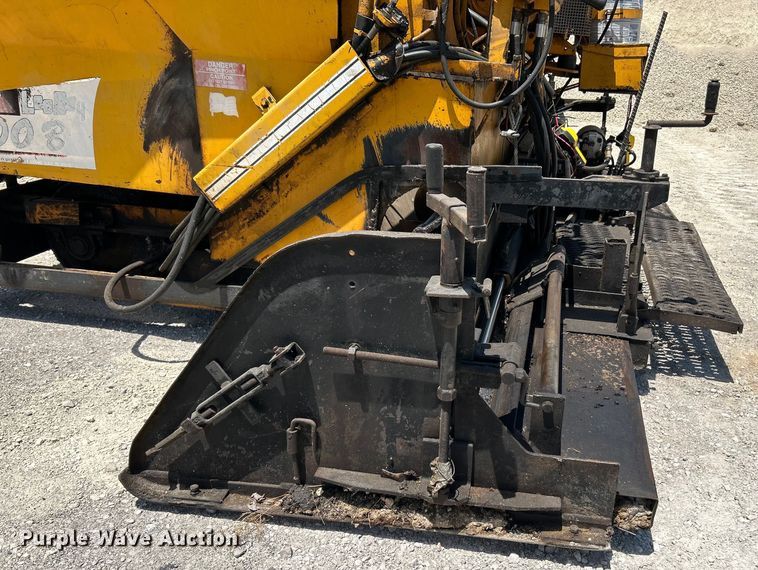 image for item OK9611 1994 LeeBoy 1000B  paver